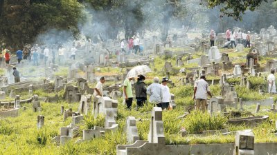 霹州虽有约200座义山，但估计有80％均面对著墓地饱满的困境，州政府受促给予关注。（档案照）