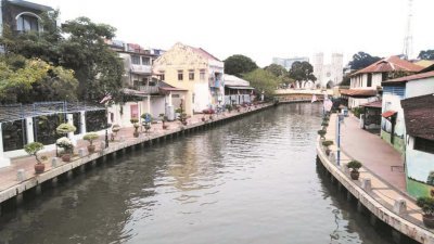 “精明河计划（Smart river）”落实后，有关当局将在马六甲河安装侦测器，监测水质和水位。