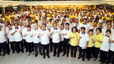 马华霹雳州联委会将在近日开会，以争取州内华人新村乡管会的委任权，还有县市议员的配额。（档案照）