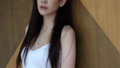 新传媒女艺人刘子绚遭人盗用身份，成为最新的艺人受害者。