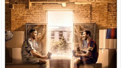 巴塞罗那官方推特发图，为球队头号球星梅西与祖云头号球星C.罗纳多之战造势。
