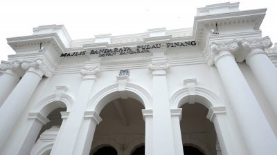 槟岛市政厅近年来的开销增幅高于收入增幅，长远来说是不持续性的。（档案照）