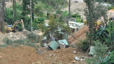 基于承包商未做好安全措施，米桶山平行公路的工地于2018年10月发生土崩，造成9人罹难。（档案照）