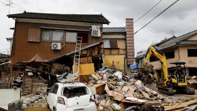近日的梅雨天气，在日本九州中部的熊本市造成严重破坏。