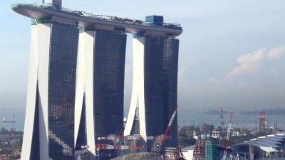 随著名胜世界裁员，新加坡金融分析师指另一综合娱乐城金海湾滨沙也将跟随前者的脚步进行裁员。