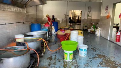一家发酵黄豆制品制造厂卫生指数差强人意，被吉隆坡市政局勒令关闭。