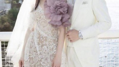 郭碧婷和向佐去年9月举行海岛婚礼，因为受疫情影响，两人注册的日子受阻。