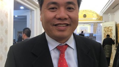 郑国球质疑甲州议会复会及选出新议长的合法性，不排除采取法律行动。