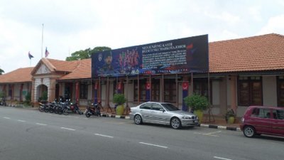 峇株巴辖市议会宣布暂时关闭位于中江的2个夜市与一个露天市集。