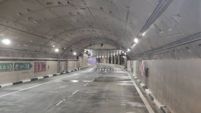 日前因水灾而启动防洪功能的精明防洪隧道，已完成清洗工作，并已重新开放通车。