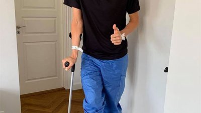 丹麦前男单世界冠军埃瑟森因右脚踝动了手术，不会参与在本土举行的丹麦羽球超级750赛。（图取自埃瑟森面子书）