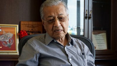 马哈迪指出，在国会议员任期届满的情况下，下届大选已达98岁高龄的他，不会再上阵。