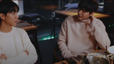 李敏镐与李昇基近来计划合作拍片，14日李敏镐就在“leeminho film”公开了两人讨论合作的影片。