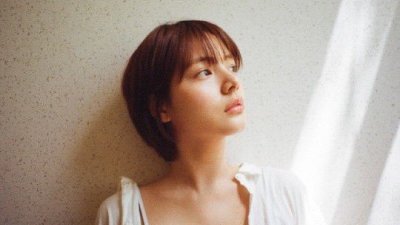 曾出演韩剧《学校2017》的女星宋柔静惊传出轻生身亡的消息，得年26岁。