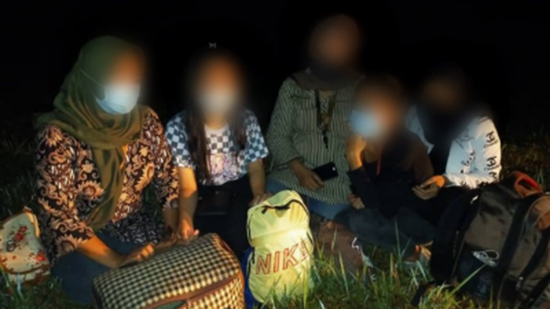 6名非法入境的印尼女子被警方逮捕。
