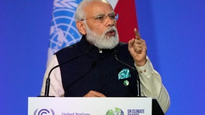 印度总理莫迪当地时间周一在英国苏格兰格拉斯哥市，出席联合国气候变化纲要公约第26次缔约方会议（COP26）的世界领导人峰会，并发表国家声明。（图取自法新社）