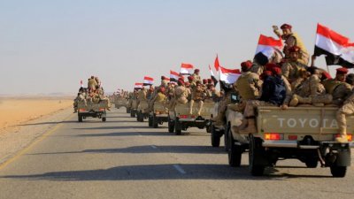 也门军队增援部队于上周二抵达马里卜南部战线，马里卜是也门北部最后一个政府据点。（法新社）