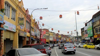 汝来镇（Pekan Nilai）仍留存不少百年老店，如今印裔商家已能与华裔商家分庭抗礼。
