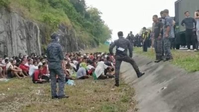 在528名出逃的罗兴亚难民中，已有448人被重捕，另80人未被寻获。