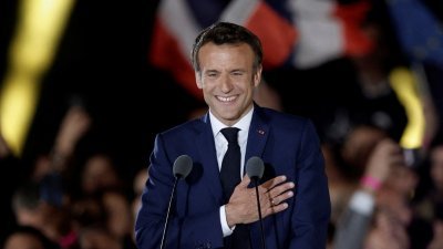 法国总统大选以马克龙顺利连任告终，但如何让意识形态分裂的法国社会重组成为马克龙连任首个课题。（图取自路透社）