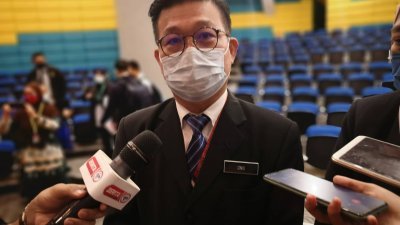 王勇元说，卫生局建议在槟州5个县各规划一个区域，打造为禁止抽烟的“无烟区”。