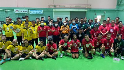 槟州排球总会首次举办“2022年大马宿将排球公开赛”，吸引国内外选手参与。