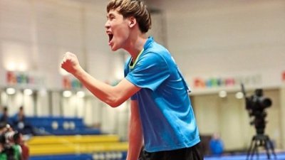 成功在伯明翰共运会上与可人携手拿下混双项目银牌的锺子毅希望，成为第一个参加2024年巴黎奥运会的第一位大马男乒乓选手。