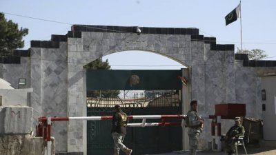 恐怖组织“伊斯兰国”宣称，对巴基斯坦驻阿富汗大使馆（图）遇袭事件承认责任。（图取自推特@NepCorres）