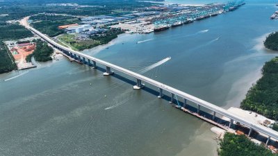 随著埔莱河大桥于2022年底竣工，预料将为柔州带来经济效益。（档案照）
