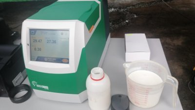 价格约12万令吉的“快速测定橡胶含量仪器”，可以快速测出乳胶含量值。