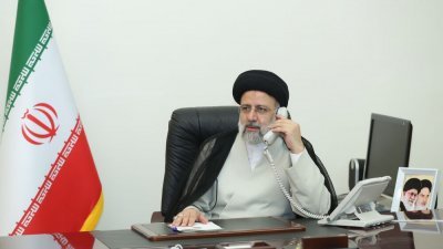 伊朗总统莱希（图）周六与伊拉克总理卡迪米通电话。（图翻摄自《德黑兰时报》）
