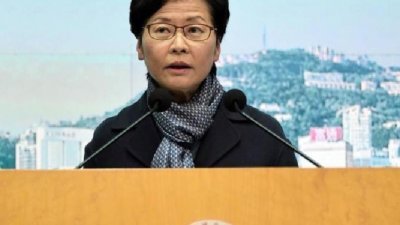香港特首林郑月娥在周五傍晚的记者会上，宣布特首选举因新冠肺炎疫情押后。