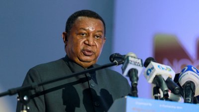 OPEC秘书长巴尔金多周二在尼日利亚首都阿布贾，出席2022年尼日利亚石油和天然气会议开幕式，并发表讲话。（图取自路透社）