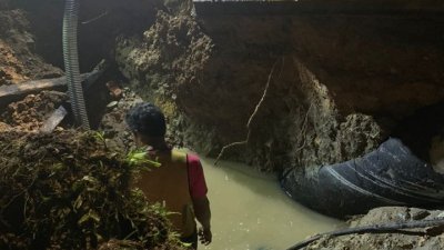 截至周六中午12时30分，槟岛西南县仍有18个地区的供水受到影响，而威南县则有6个地区供水受影响。
