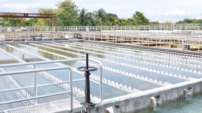 槟州供水机构处于高度戒备状态，并紧密检测双溪赖滤水厂的原水浊度。