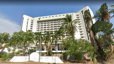 位于直落巴巷的槟城珍珠沙滩渡假酒店已废置16年，如今获得国际酒店集团龙头之一的IHG集团入驻。（照片取自谷歌地图）
