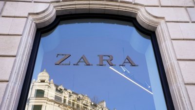 图为位于西班牙毕尔巴鄂市的Zara商店。（路透社档案照）