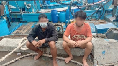 2名本地及泰籍渔民成功被救起。