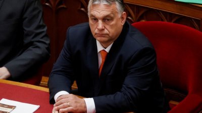 匈牙利总理欧尔班于周一出席新议会的开幕会议。（图取自路透社）