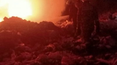 继今年1月中发生严重火患后，浮罗布隆垃圾场周一晚又再突然失火。
