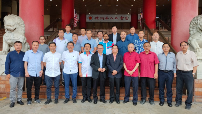 槟州人民公正党一行新领导层，礼节性拜访槟州华人大会堂执委。