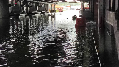 槟城国际机场日前因出现淹水情况而引起热议。（档案照）