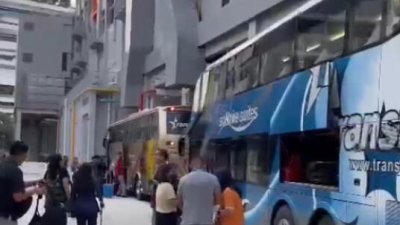 星运旅游的长途巴士周六开始从麦波申君超广场发车。