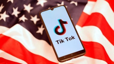 美国蒙大拿州当地时间周五通过了TikTok禁令的法案，目前将提交给蒙大拿州州长吉安福特签署。当该法案正式成为法律后，蒙大拿州将成为美国首个全面禁止TikTok的州属。（路透社档案照）