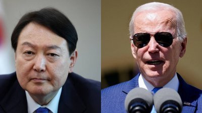 韩国总统尹锡悦（左）将从本月24日至30日，对美国进行国事访问，与美国总统拜登举行首脑会谈。如今访美在即，两国国家安全保障会议（NSC）之间保持紧密沟通，确保韩美首脑会谈取得成功。（路透社档案照）