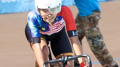 大马场地脚车女骑手努鲁伊扎在最后一刻获得了世锦赛麒麟赛项目的参赛资格。