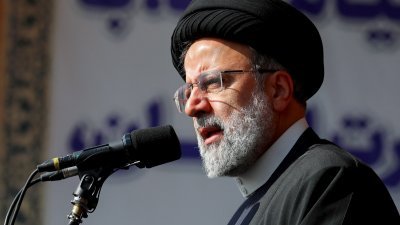 伊朗总统莱希于上周六（11日）在德黑兰举行的伊斯兰革命胜利44周年纪念活动上讲话。（图取自总统网站/WANA/路透社）