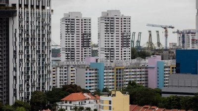 新加坡今年初再出现房租涨价潮，不少大马客工选择搬回国内居住，成为每日往返马新通勤的越堤族。