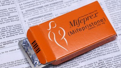 米非司酮是一种堕胎药，可以阻断一种叫做黄体酮、继续妊娠所需的激素。（图取自路透社）