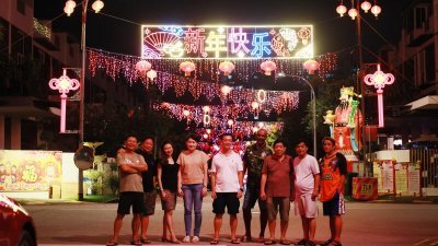 杨厝港私宅区9个负责人同心协力统筹，在节庆时把社区打造成“打卡”景点。